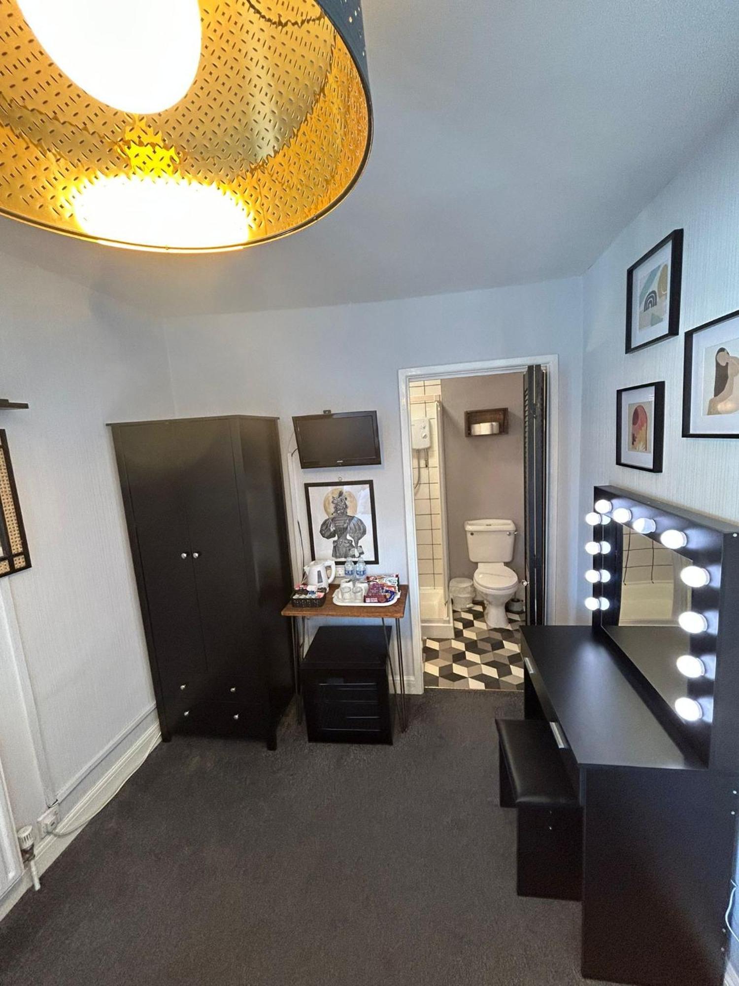 The Lyndhurst Guest House Great Yarmouth Room photo