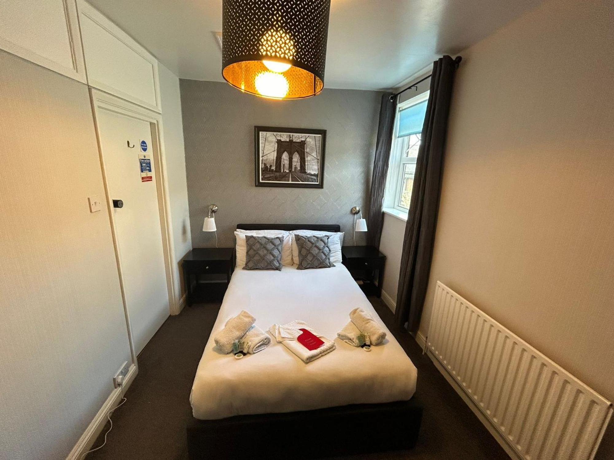 The Lyndhurst Guest House Great Yarmouth Room photo
